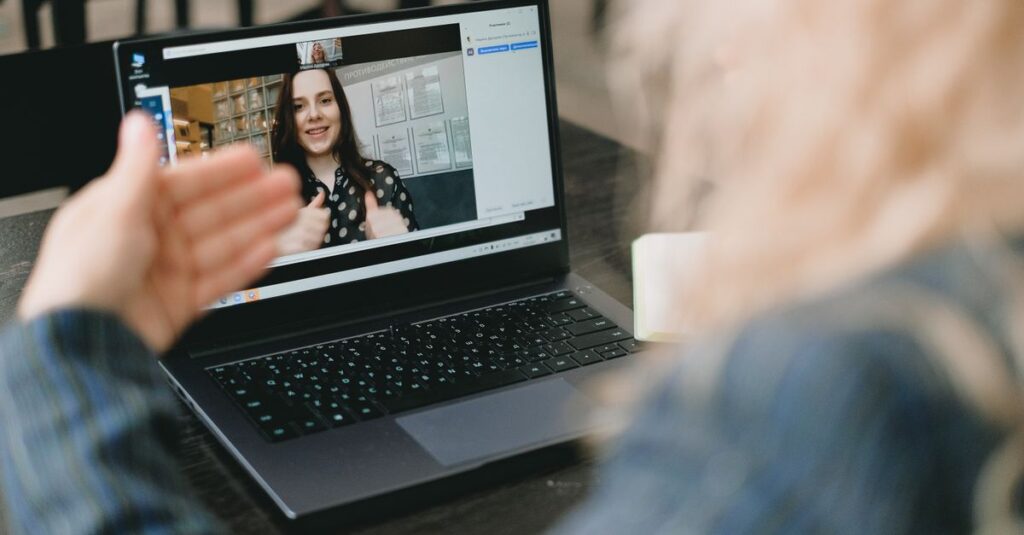 Outils de collaboration à distance : s'y retrouver