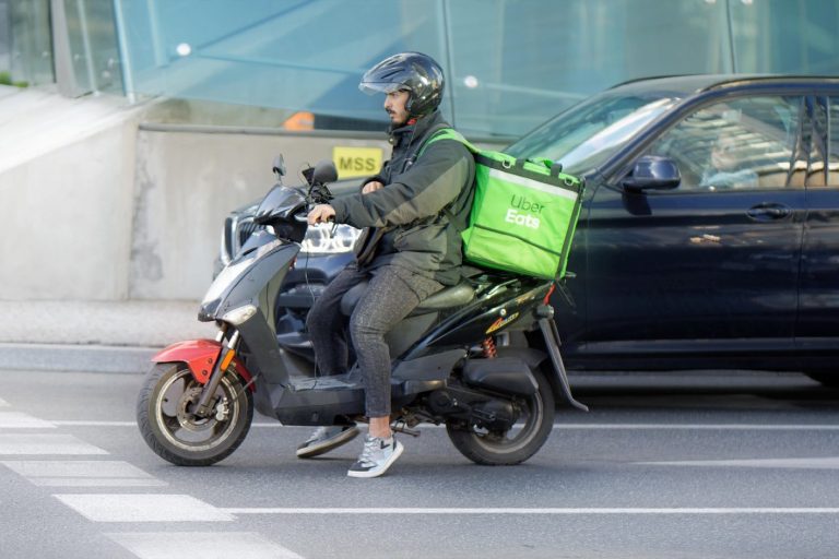 Choisir une trottinette électrique pour la ville