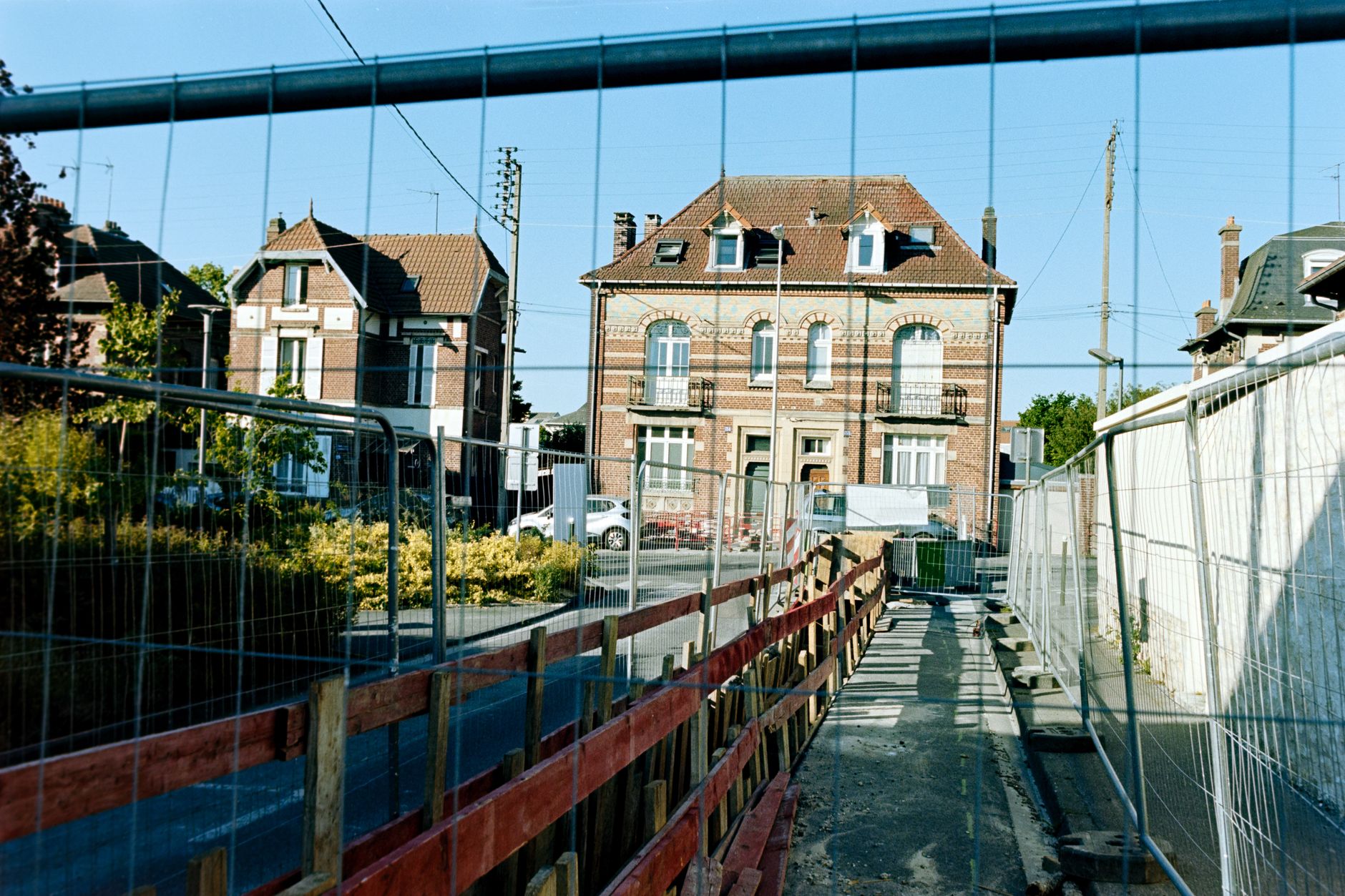 Mystère au bord du Rhône : un corps sans vie découvert à Lyon