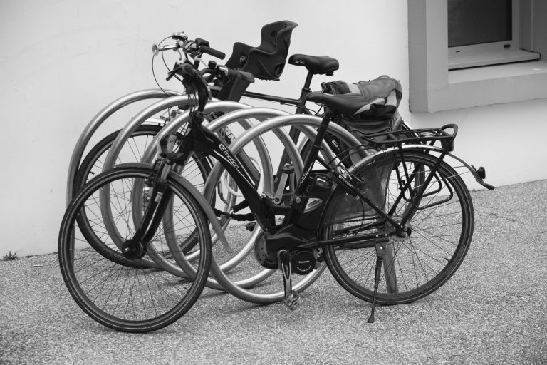 Vélo électrique ou trottinette électrique : quel choix?