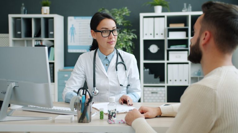 Saint-Symphorien-d&rsquo;Ozon perd la moitié de ses médecins : comment réagir ?