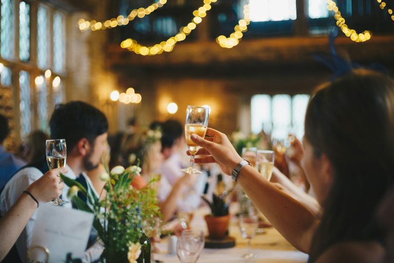 Mariages à Corbas : ce que la nouvelle charte change pour vous