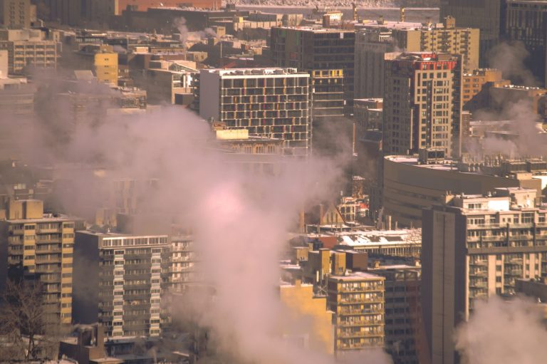 Chaleur et pollution urbaine : un impact sanitaire préoccupant