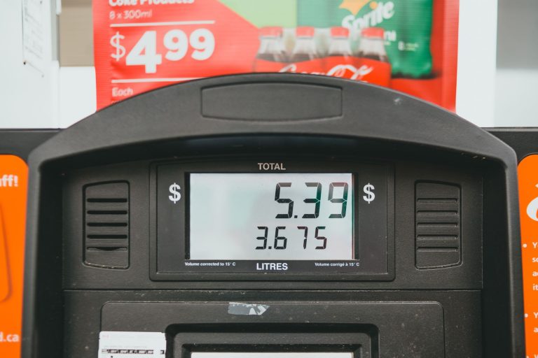 Comment les Français s&rsquo;adaptent à la hausse des prix des carburants