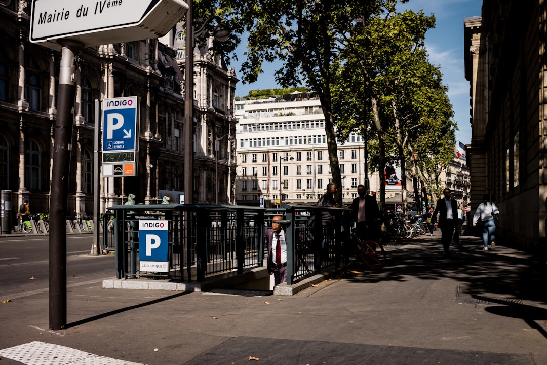 Comparatif poussettes urbaines légères: guide et fiches