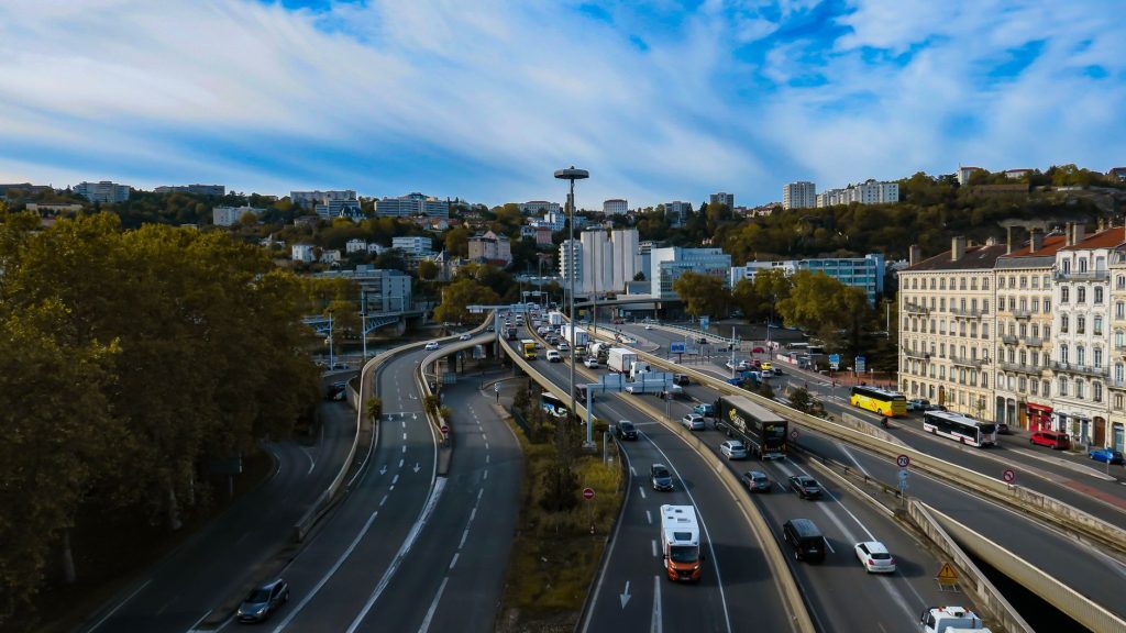 ZFE de Lyon : calendrier, vignettes Crit'Air et voitures autorisées