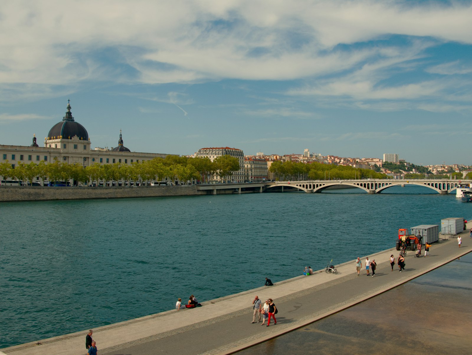 Canicule à Lyon : Faut-il vraiment rester dans la chaleur ?
