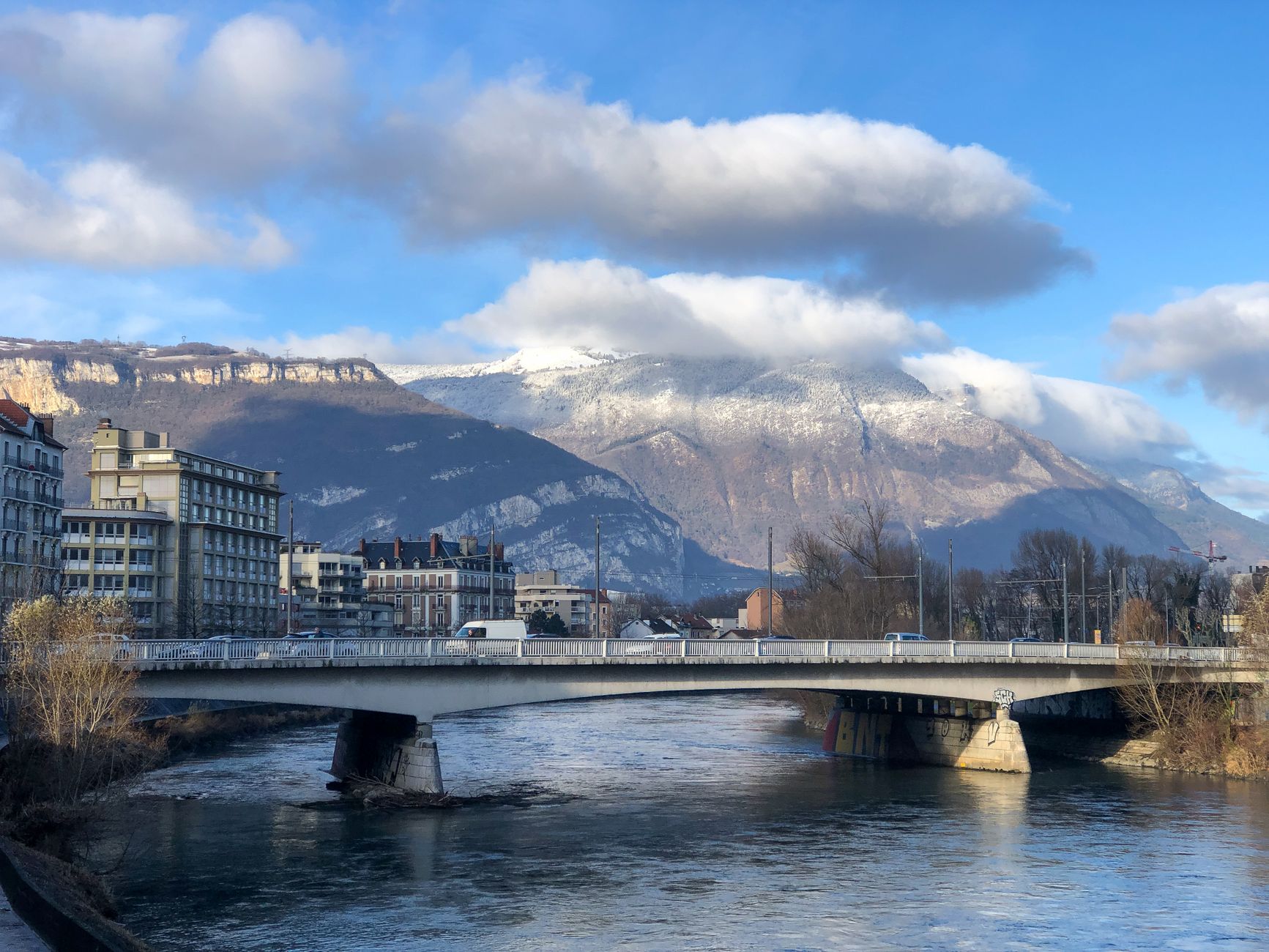 Essence : Attendre 45 minutes pour faire le plein, une nouvelle réalité dans le Rhône