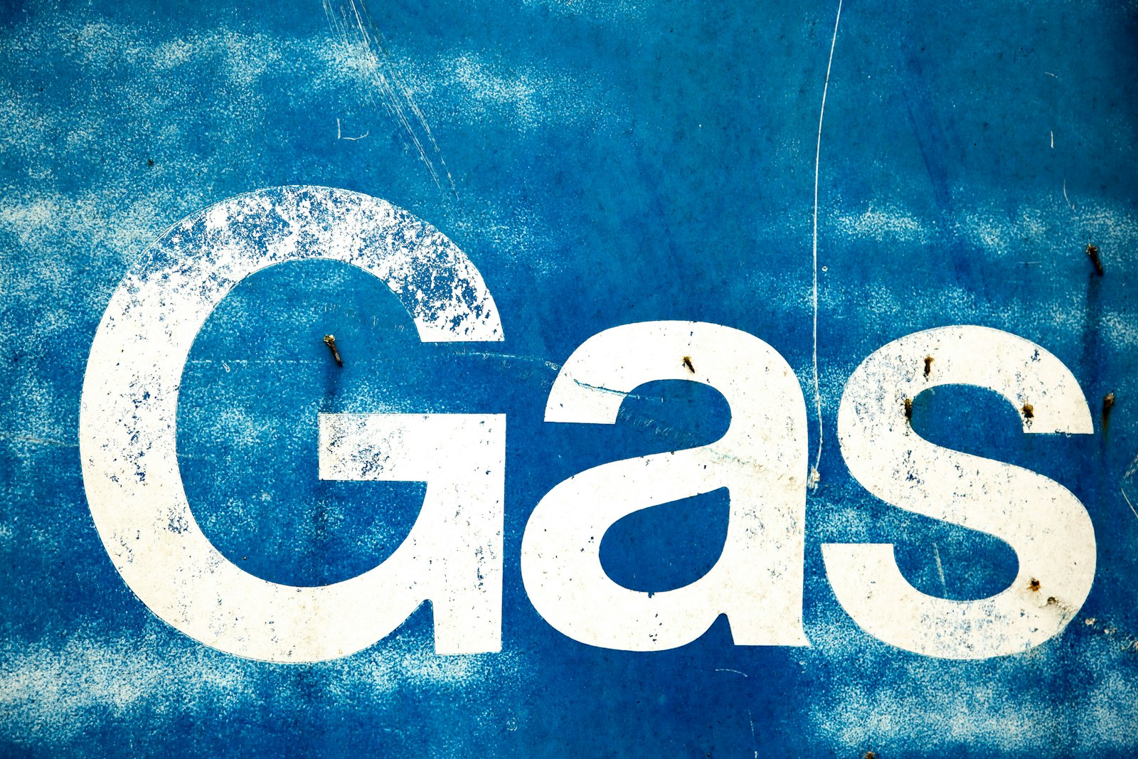 Gaz hilarant au volant : un fléau méconnu qui coûte des vies à Lyon