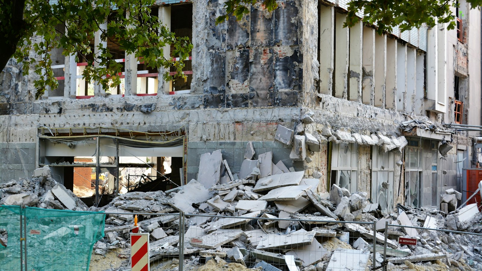 Cyberattaque : Les supermarchés du Rhône en état d'alerte face à des pertes colossales