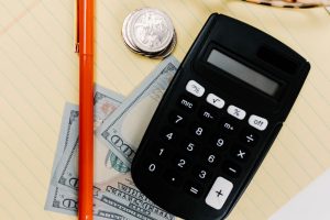 Investir en bourse quand on démarre : d&rsquo;abord le budget, ensuite la st