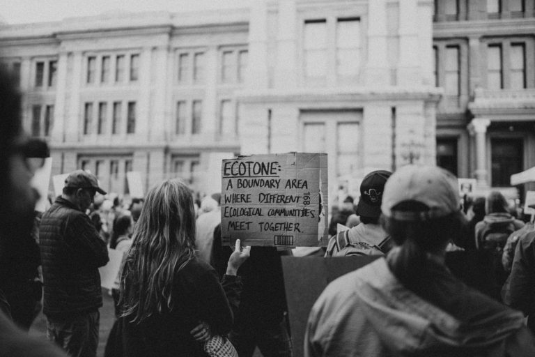 À Lyon, enseignants et lycéens s&rsquo;unissent pour revendiquer de meilleures conditions d&rsquo;études