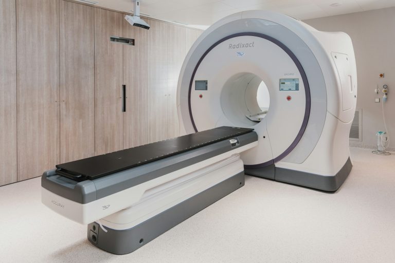 Lyon : La radiation de la société Imapole soulève des inquiétudes pour l&rsquo;accès aux soins d&rsquo;imagerie