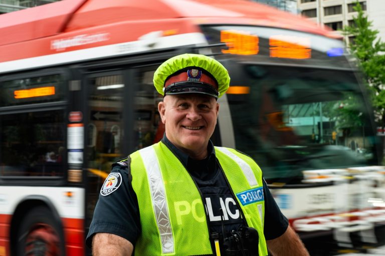 L&rsquo;agression dans le tram T4 à Lyon révèle-t-elle un problème de sécurité majeur ? Oui.