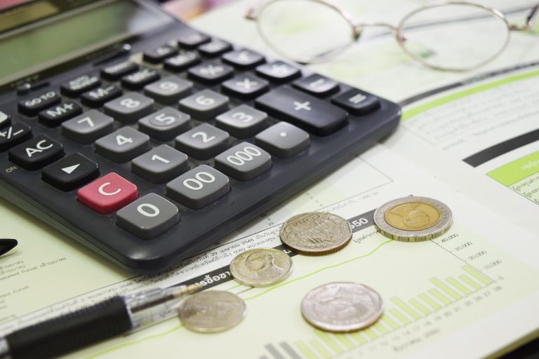 Suivre son budget quotidien pour trouver de quoi investir