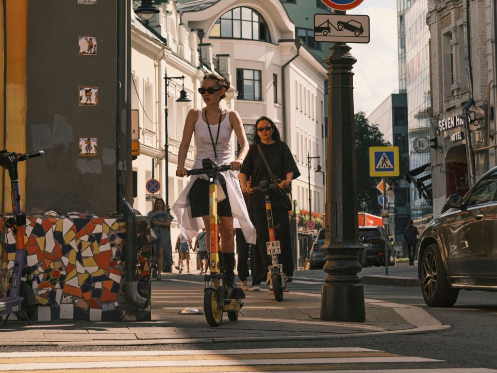 ZFE et mobilité urbaine : les alternatives sans voiture au quotidien